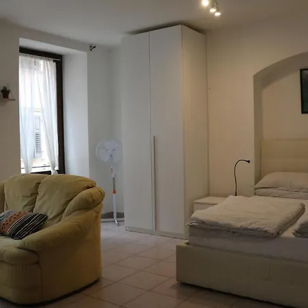 Le Androne Di Lägenhet *