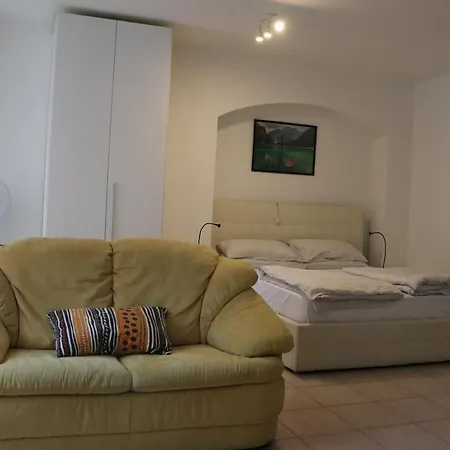 Le Androne Di * 트렌토